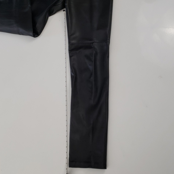 NORTH BEACH Leather by Michael Hoban - Picture 4 of 8